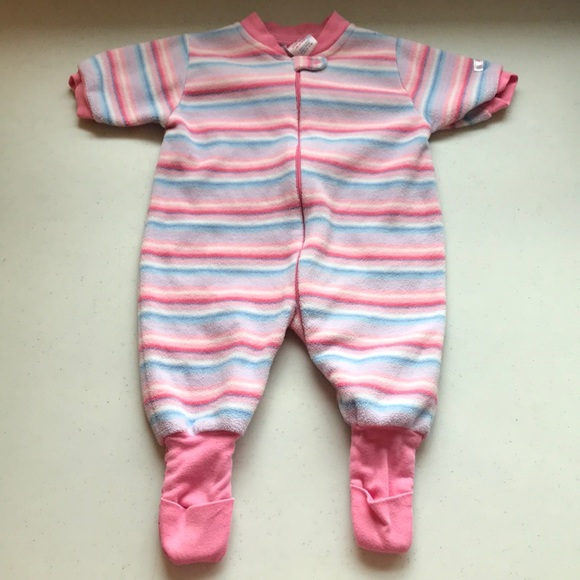 5/$25 SNUGABYE Pyjamas Fold Over Grip Feet & Zip - Picture 1 of 6